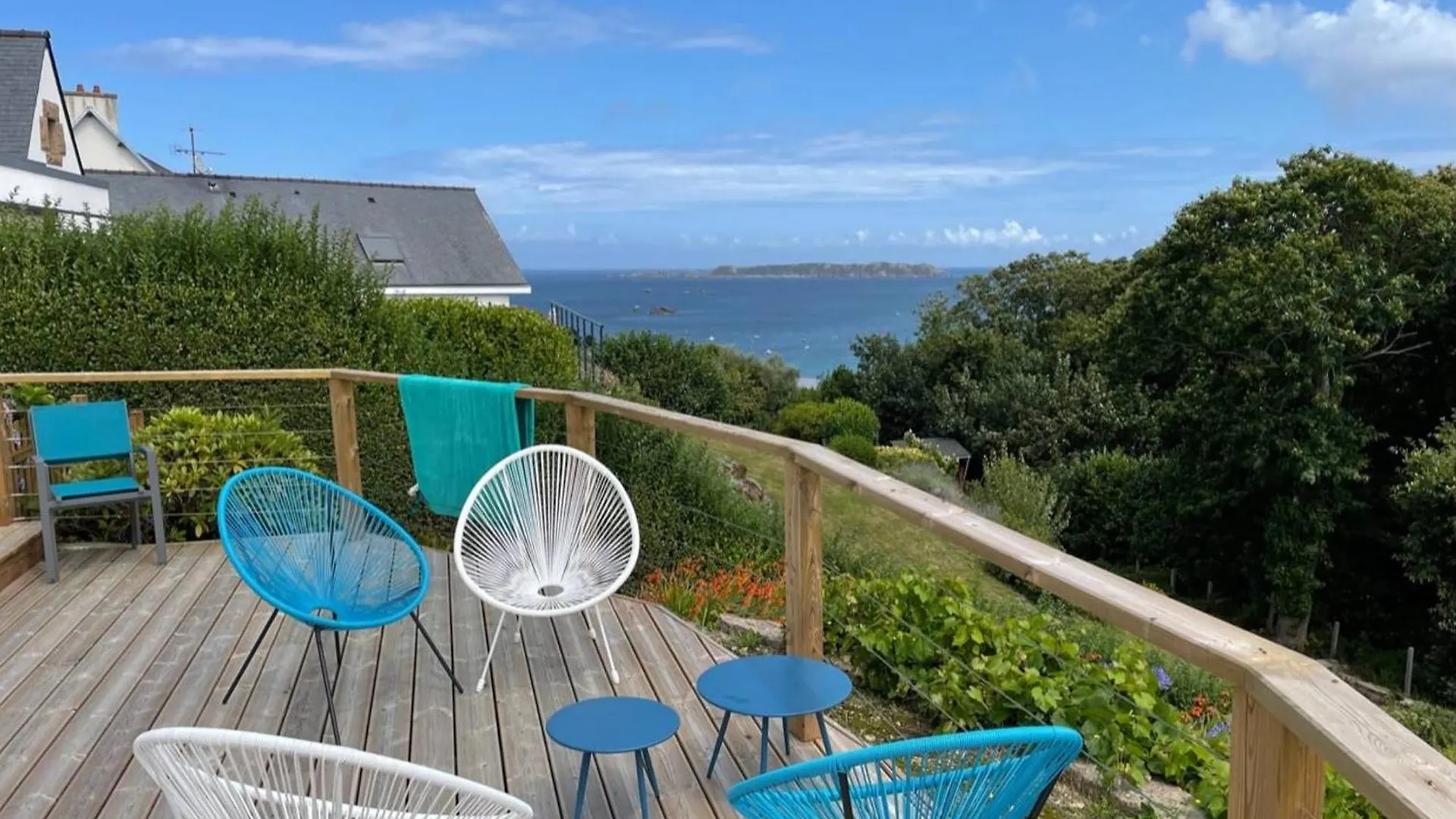 Prázdninový dům Maison A Perros-Guirec Avec Wifi A 550M De La Plage De Trestraou - Fr-1-368-368