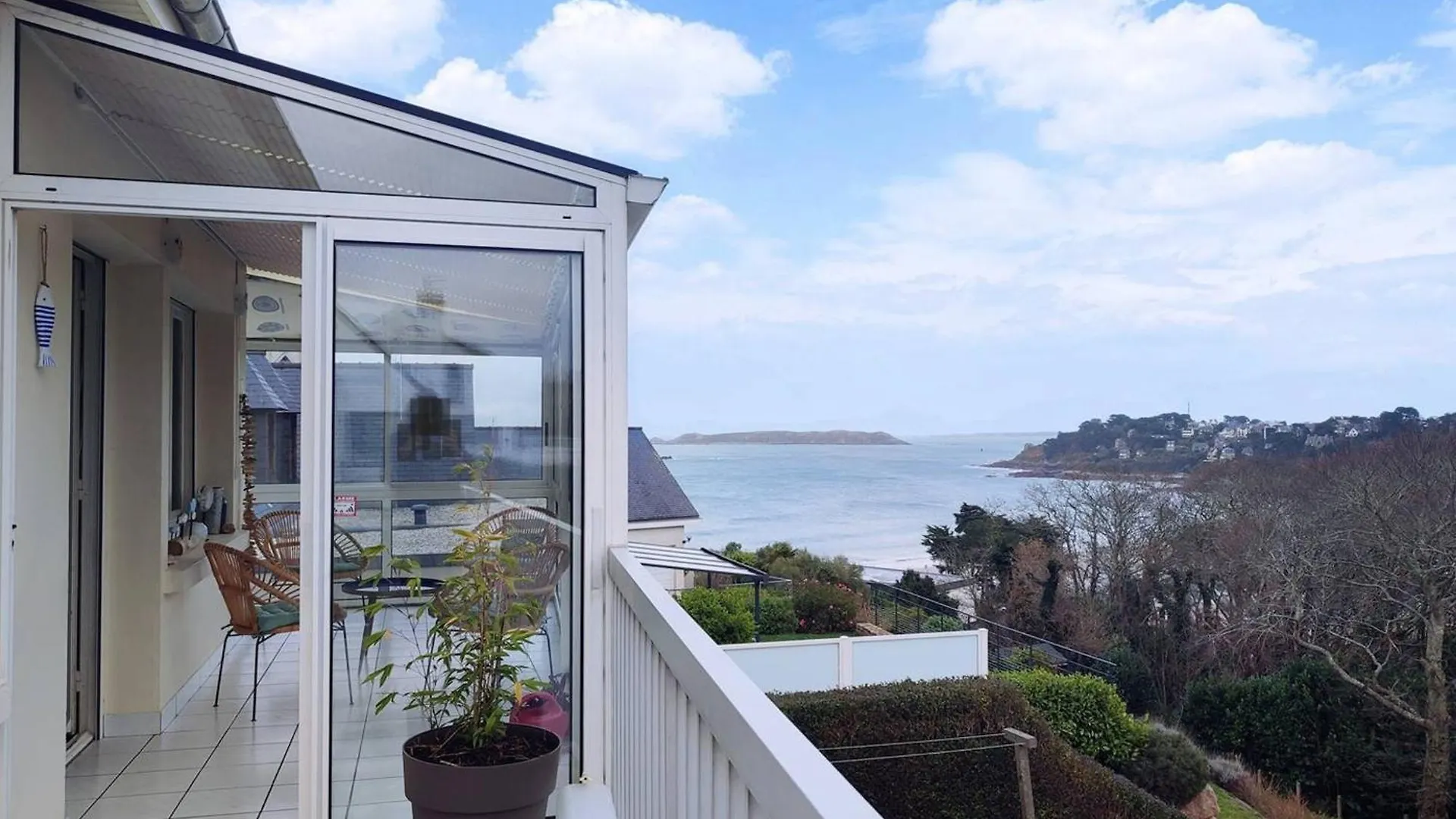 Maison A Perros-Guirec Avec Wifi A 550M De La Plage De Trestraou - Fr-1-368-368 Francie